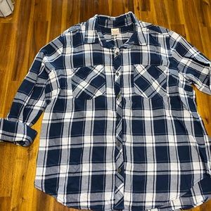 Navy + White Flannel Print Buttonup Shirt